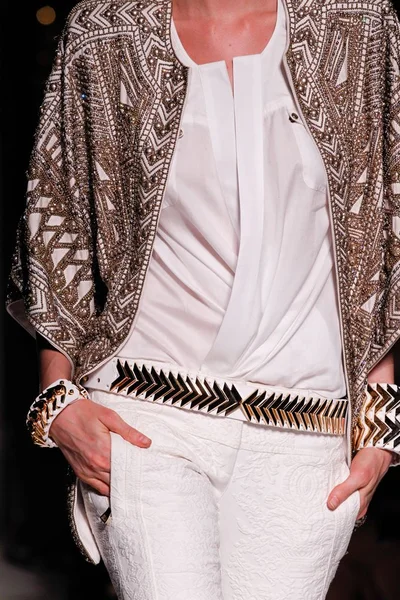 Look 36